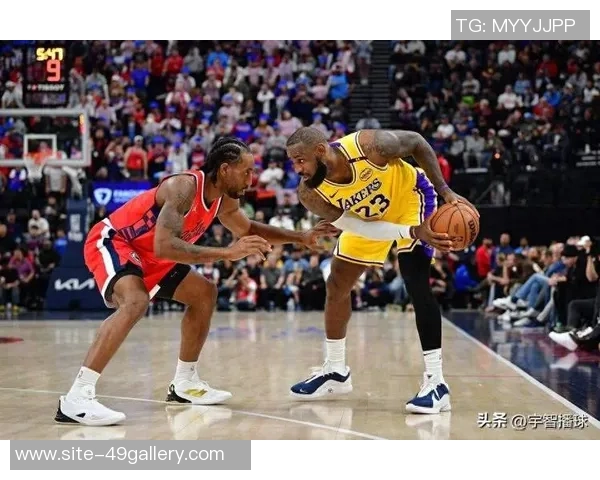 快船与湖人激战回顾收据揭示比赛精彩瞬间与球员表现 快船与湖人激战回顾收据揭示比赛精彩瞬间与球员表现